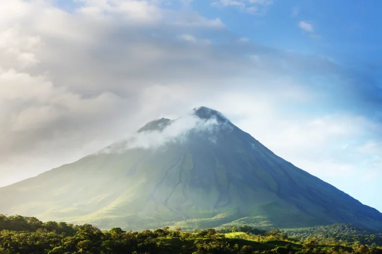 arenal-volcano-2025-01-09-05-27-45-utc-min-scaled