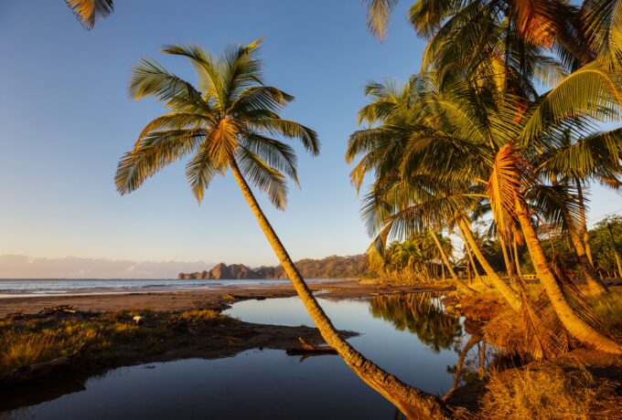 Beaches Costa Rica erleben: Regenzeit oder Trockenzeit?