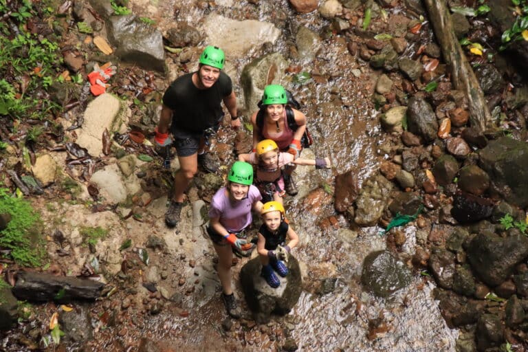 Costa Rica Familienreise mit Kindern - Canyoning