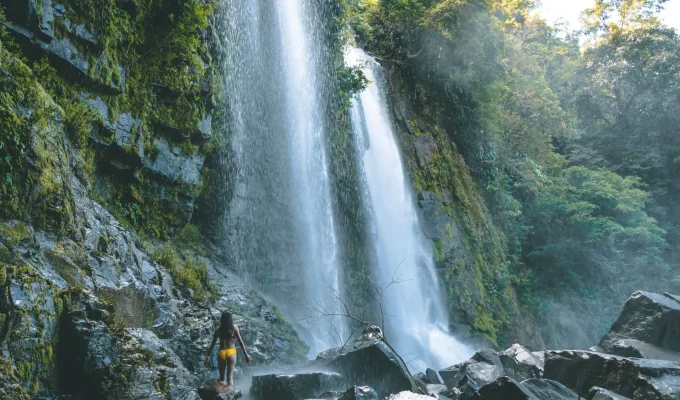 Nauyaca Waterfall