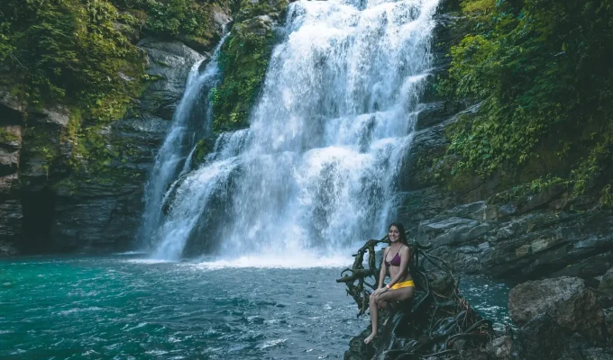 Nauyaca Waterfall